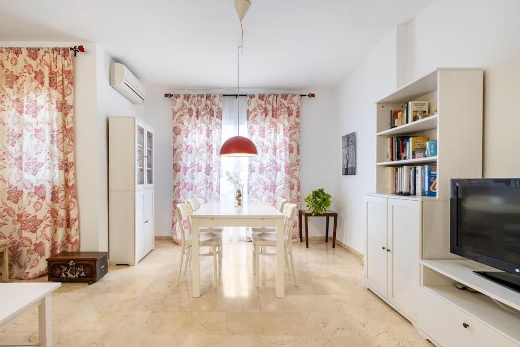 Centro Ferrandiz Parking Gratis Apartment Malaga Exterior photo